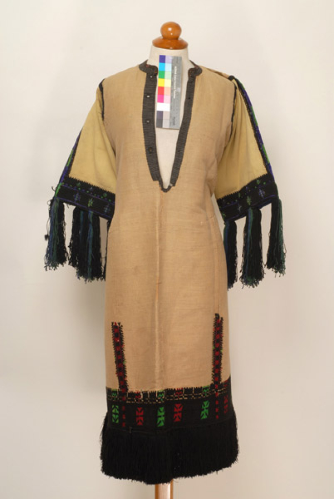 Linen chemise embroidered with black and coloured silk outradhes