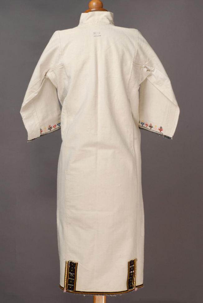 White cotton woven chemise, back