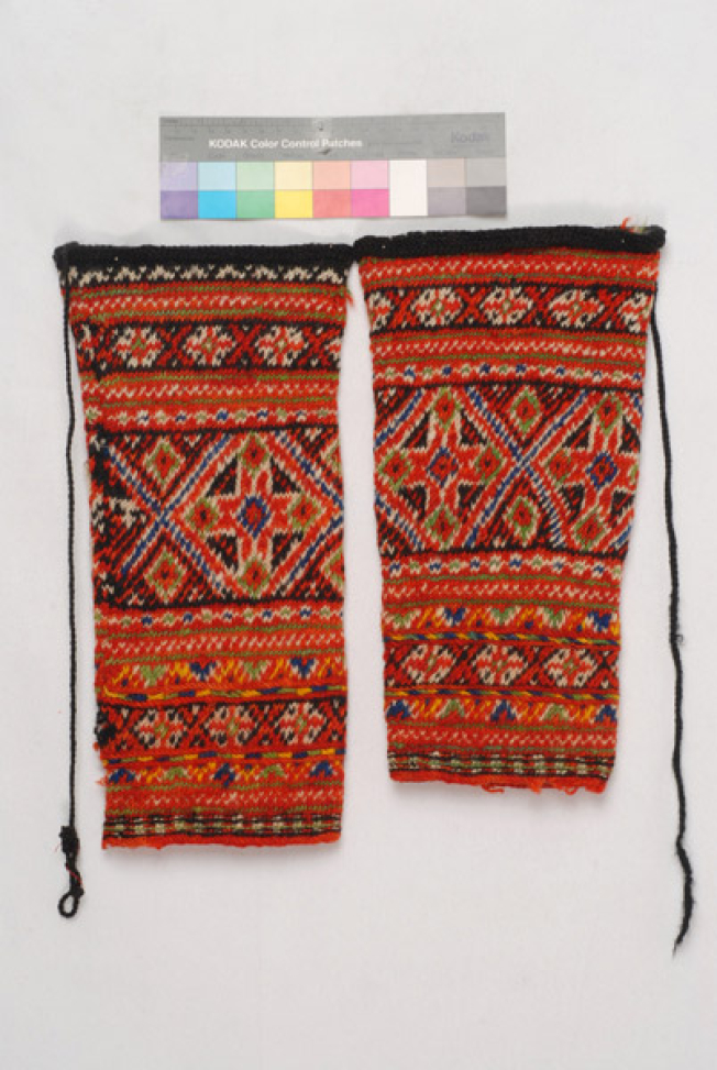 Women's woollen leggings from Agia Paraskevi, Florina