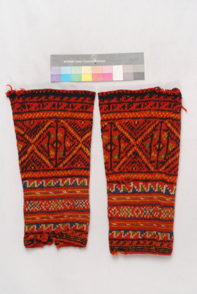 Women's woollen leggings from Agia Paraskevi, Florina
