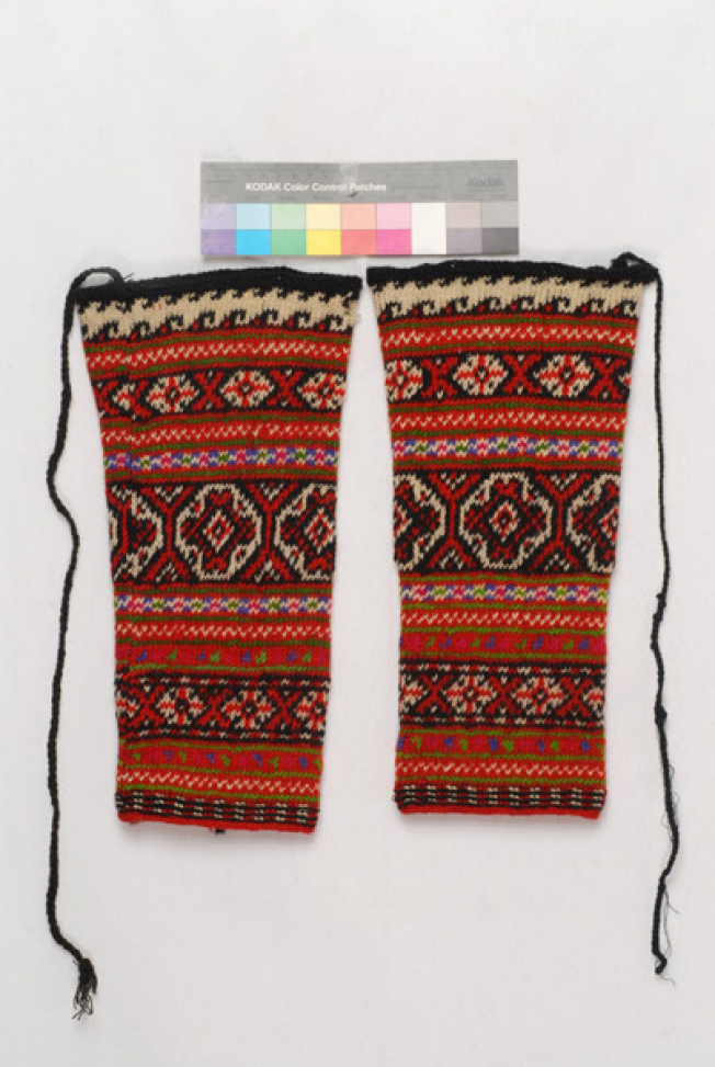Women's woollen leggings from Agia Paraskevi, Florina