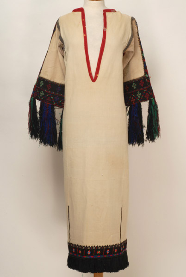 Cotton woven chemise, embroidered with black and coloured silk outradhes