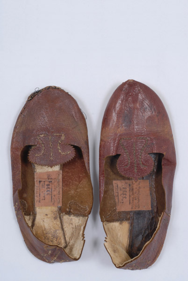 Mestia, inner leather slippers