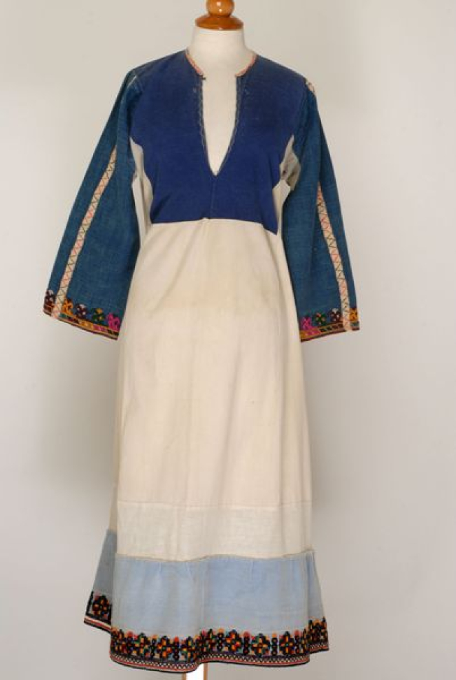 Women's p'cham'ssou (chemise) from Kavakli