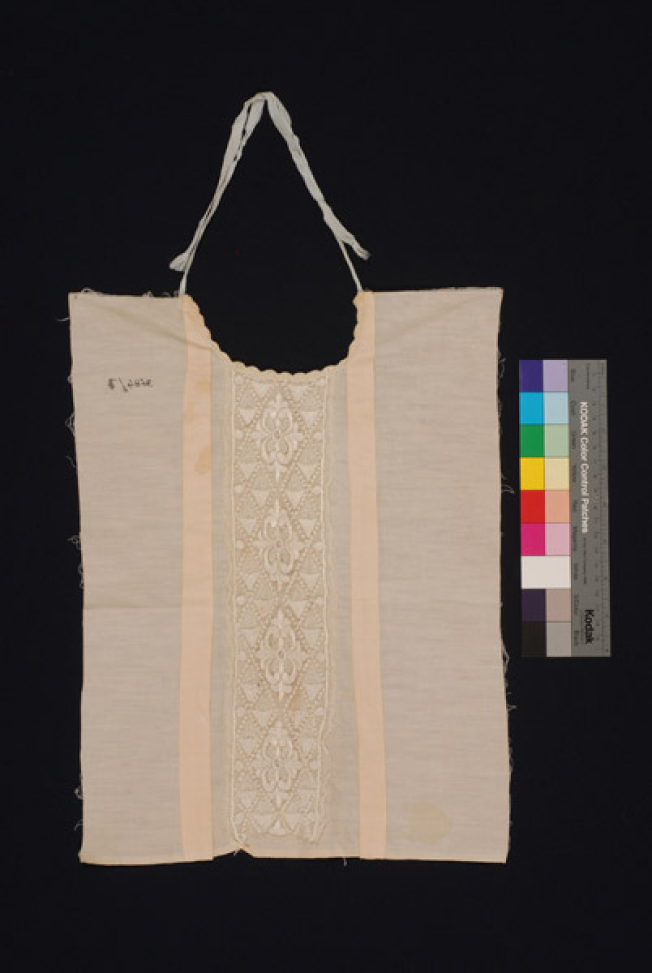 Plastron, pectoral piece of fabric trimmed with lace sold by the metre