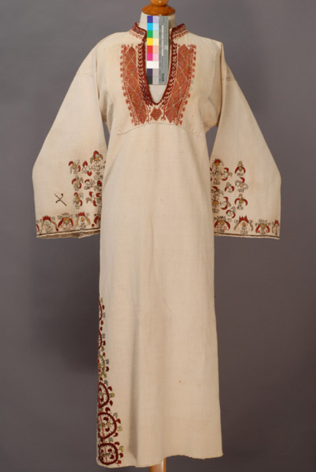 Chemise from Feneos, front