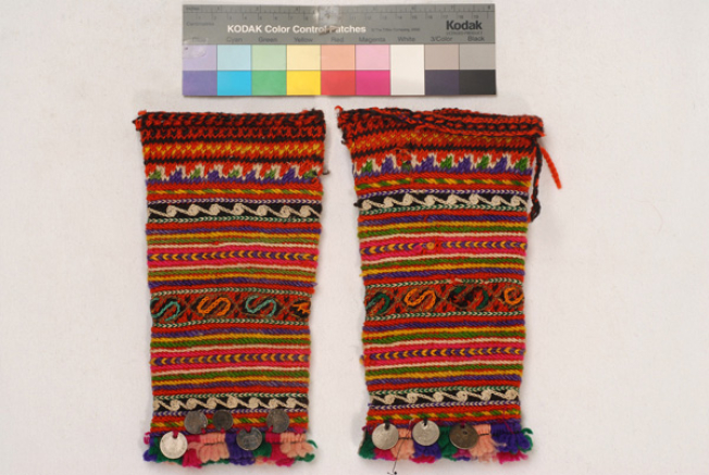 Pair of knitted woollen sleeves with applique decoration, accessory of the women's costume from Antartiko