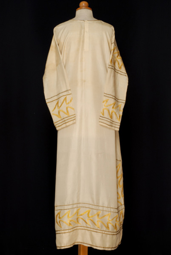 Χρυσόκλαβο πουκάμισο για το πρόσωπο της θεοδώρας, πίσω όψη