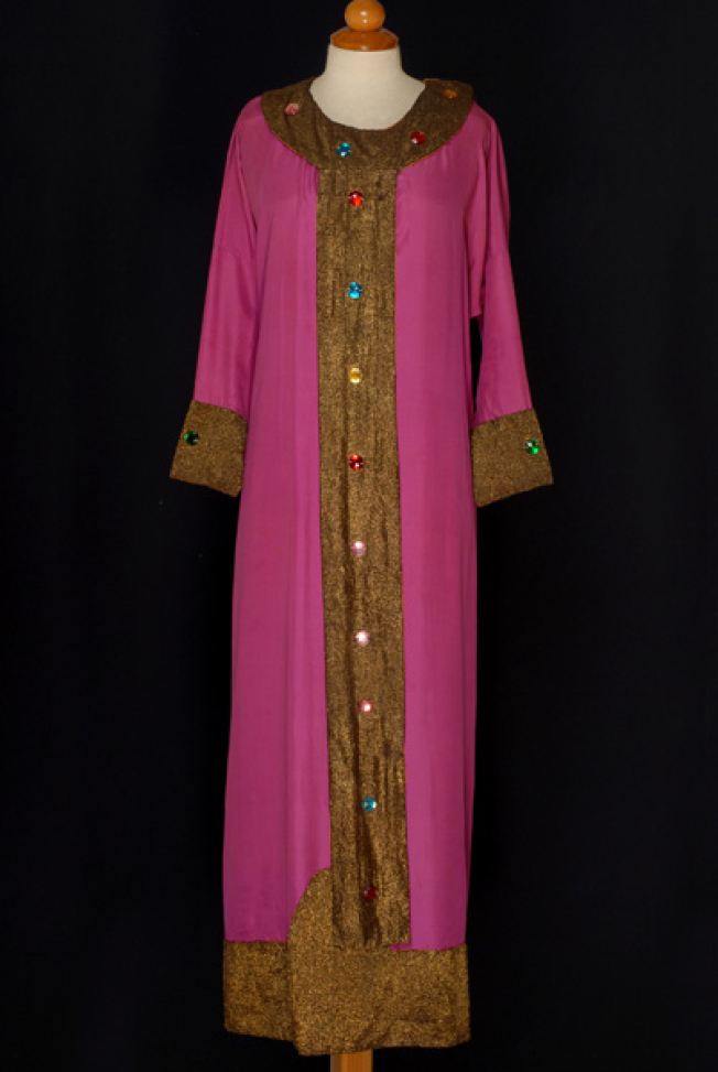 Revetted women's chemise