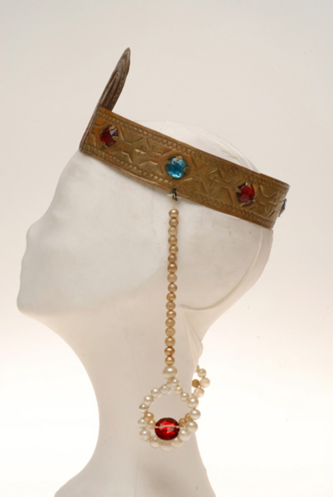 Crown of Byzantine Lady, side