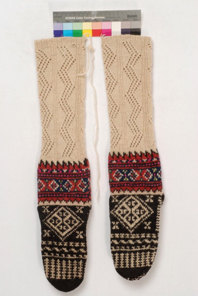 Kaltsoun, pair of knitted stockings
