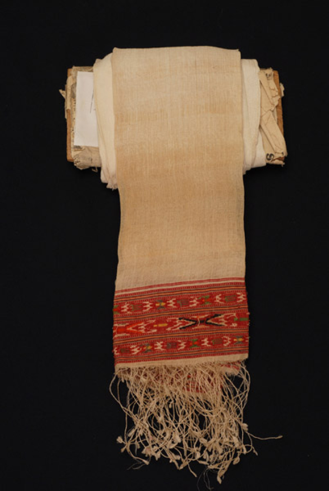 Pure silk bridal bolia with fringed end