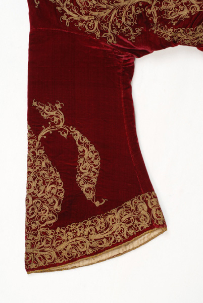Detail ot the decoration at the sleeve, front