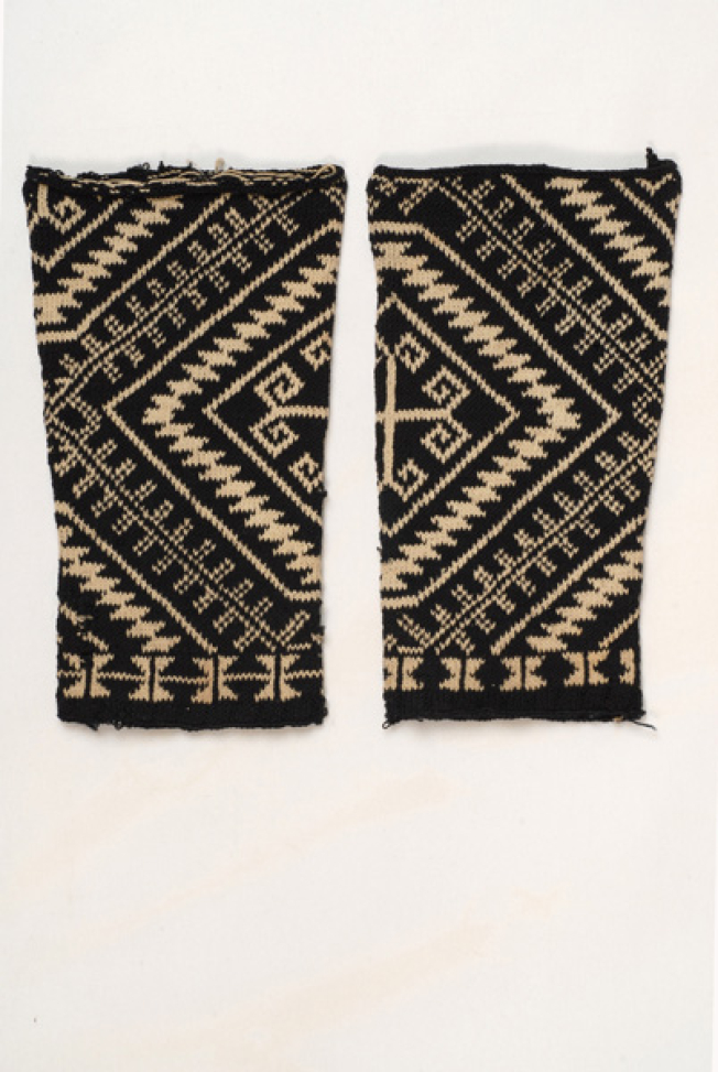 Tsourapia, sarakatsanian leggings