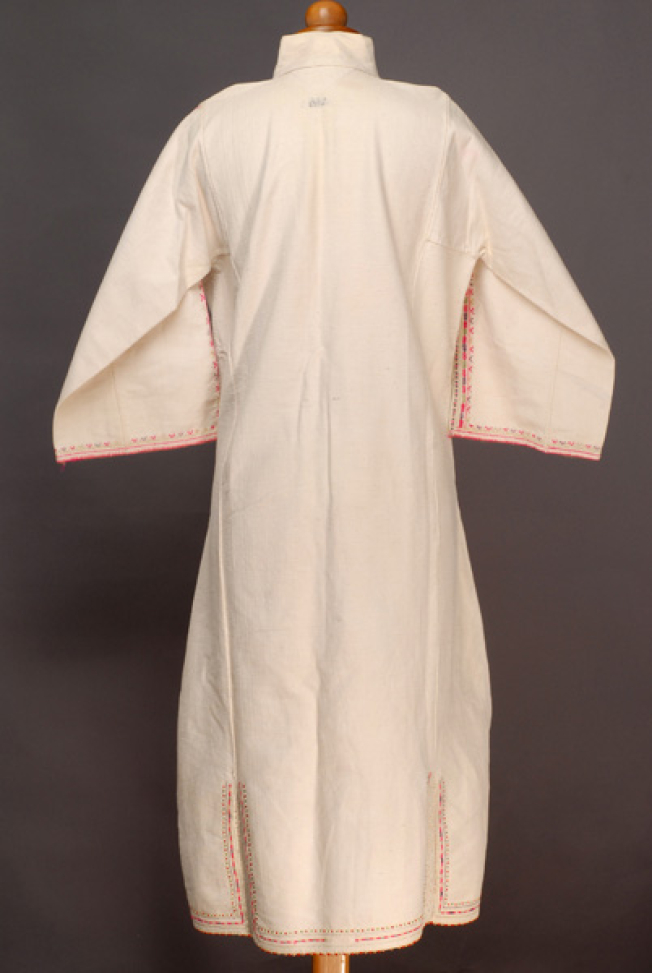 White cotton woven chemise with upright small collar, back