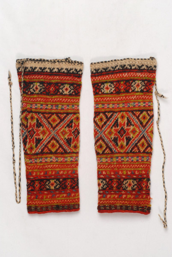 Women's woollen leggings from Agia Paraskevi, Florina