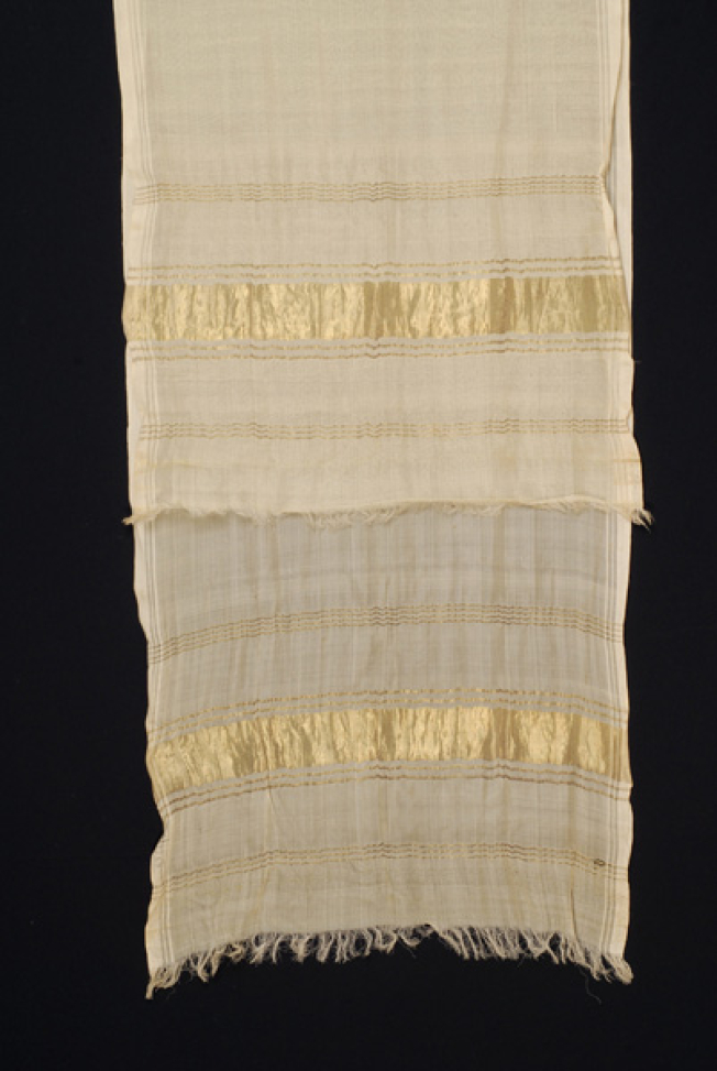 Sildk bolia with embellished silk and gold stripes