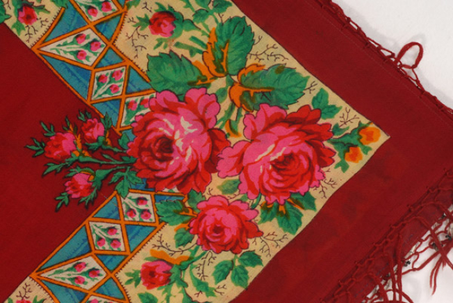 Detail of the printed decoration at the corner of the kerchief