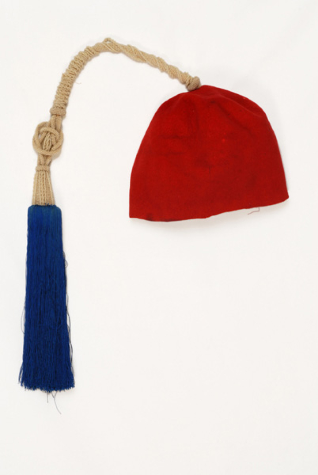 Tarbush with papazi, headdress, accessory of Queen Amalia costume