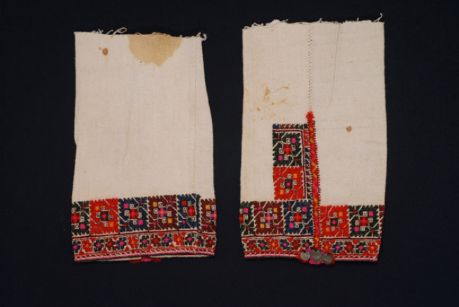 Pair of sleeves for koumiss' orozoune