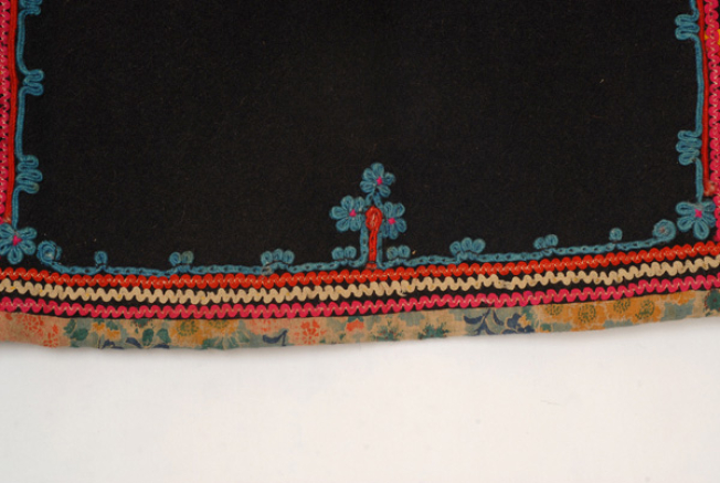 Detail of the applique decoration at the border: purchased elements and klarakia (twigs) with gaitania.