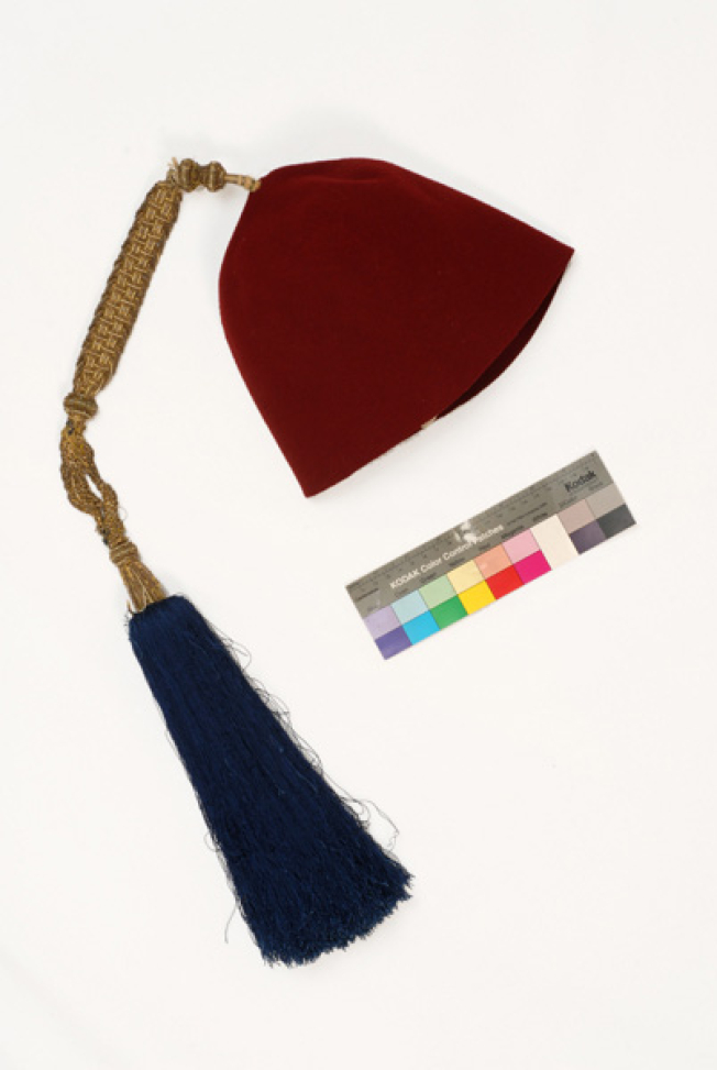 Tarbush with papazi, headdress of Queen Amalia costume