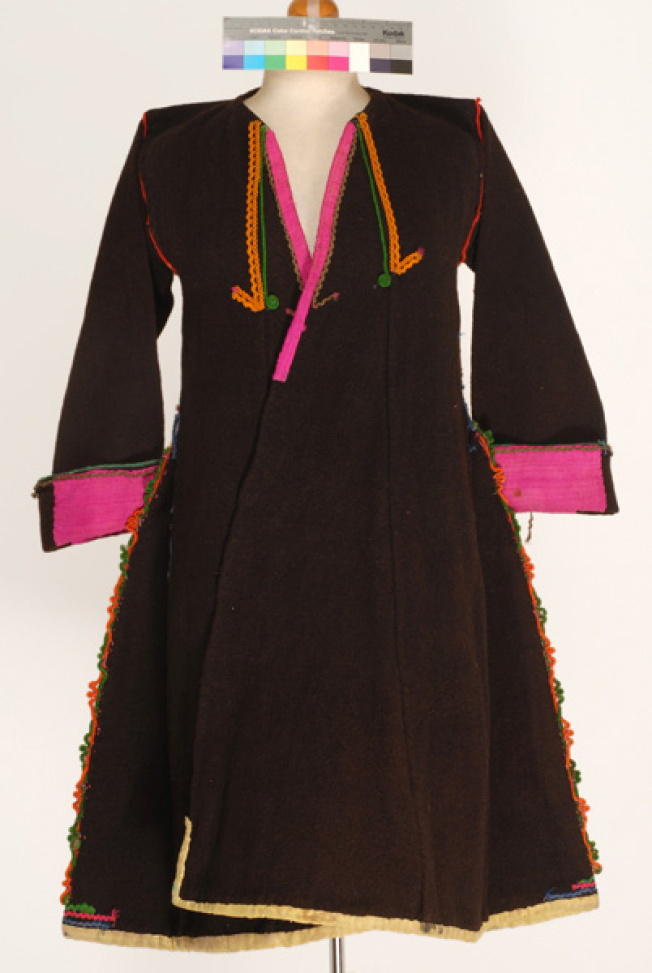 Doulamas, sleeved fullen wool overcoat