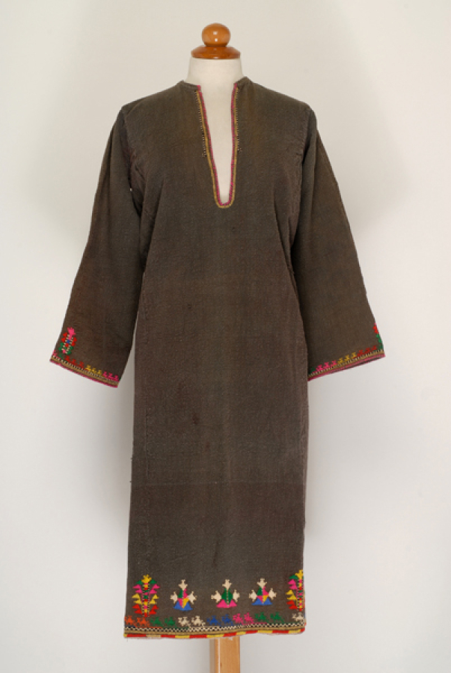Koumis', women's chemise from Mega Zaloufi