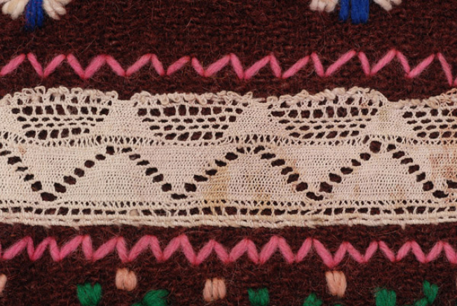 Detail of the decoration, lace sold by the metre