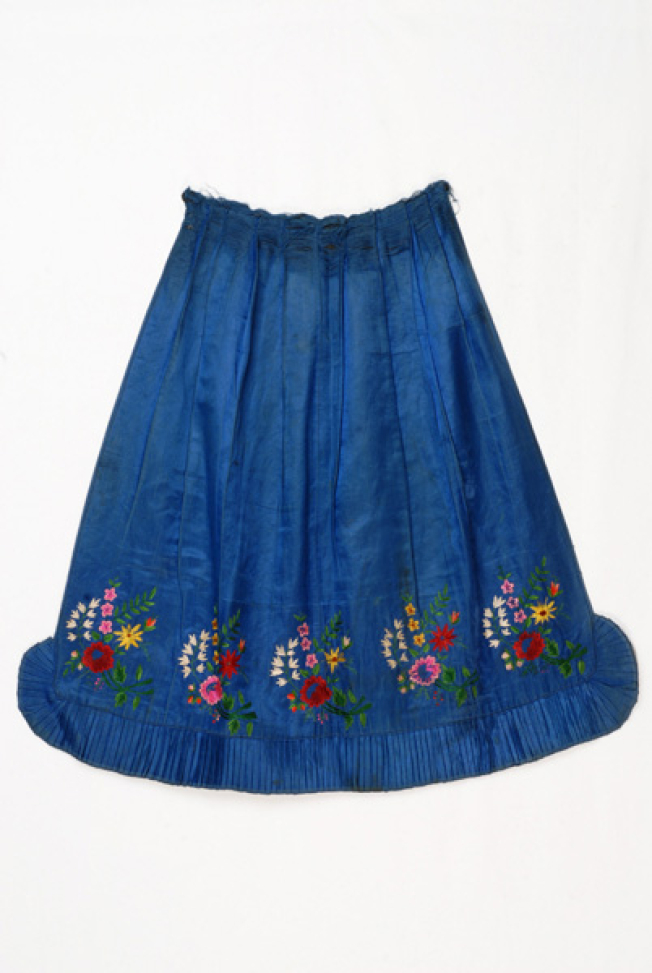 Satin apron in bright blue colour, embroidered with multicoloured silk threads 