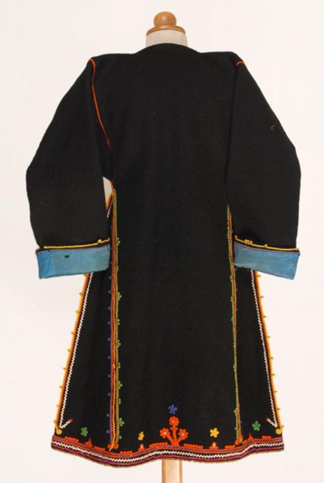 Doulamas, back