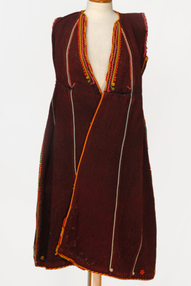 Koutsoumanikos doulamas, sleeveless fullen wool overcoat