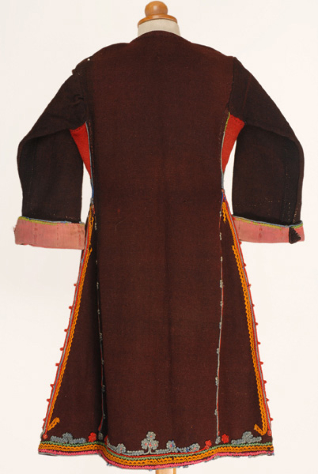 Doulamas, back