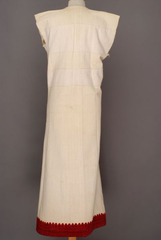 Everyday chemise from Attica, back
