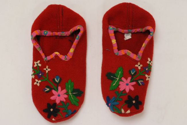 Women's woollen slippers