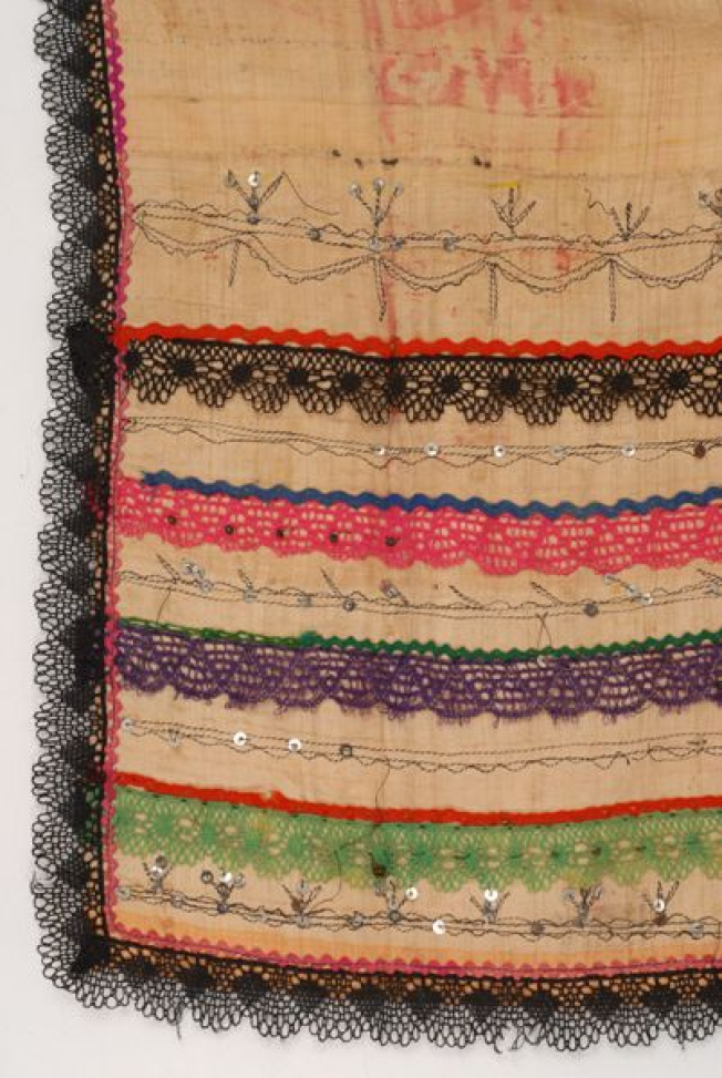 Detail of the applique decoration