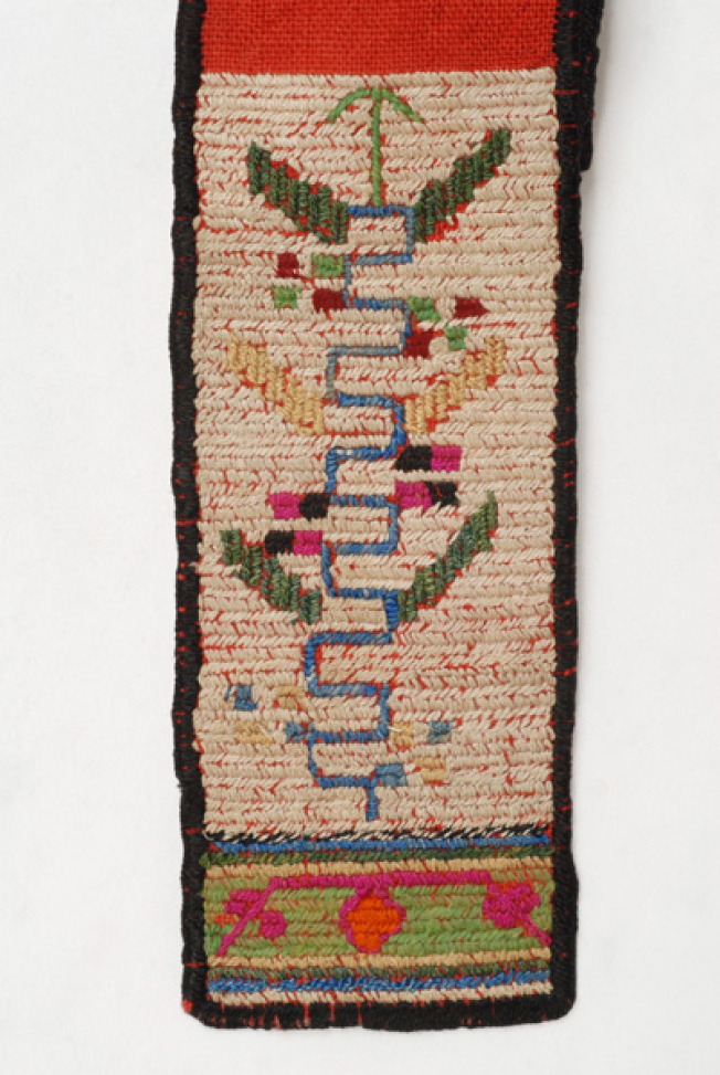 Detail of the decoration, counted threadwork at the ends