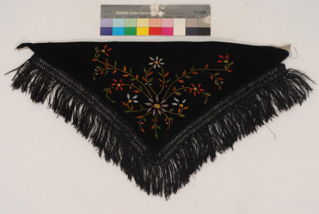 Zostra, triangular velvet fabric embroidered with colourful silk. Fringed end. 