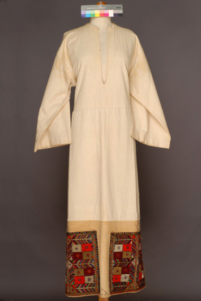 Chemise with border from Episkopi