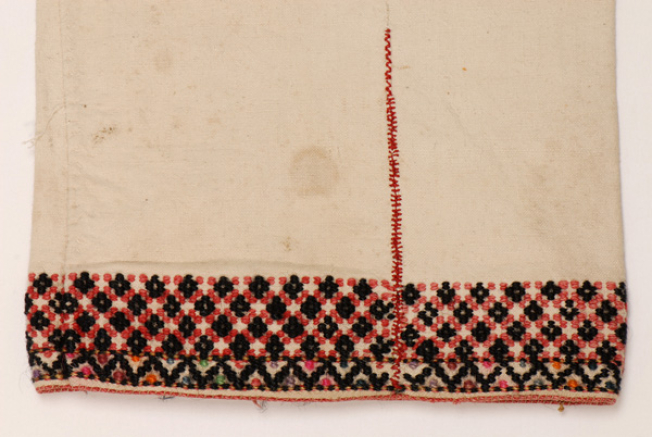 Sleeve embroidery