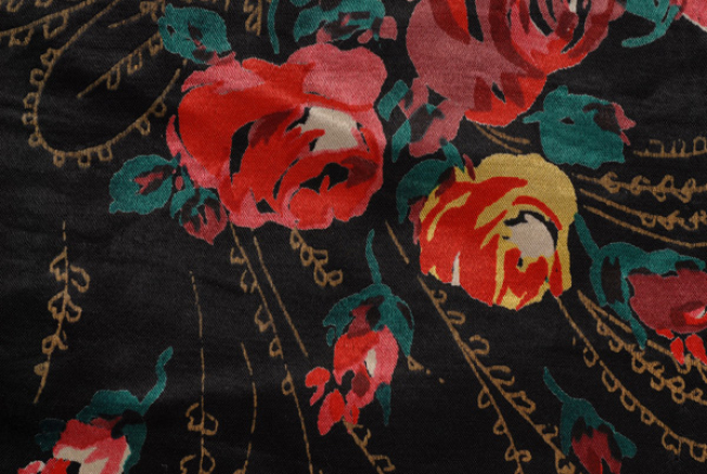 Detail of the printed decoration
