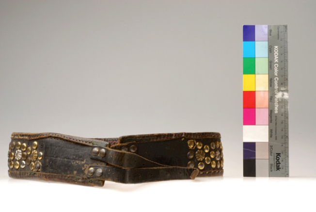 Petsini zoni or louri, leather belt ornamented with eyelets and decorative studs
