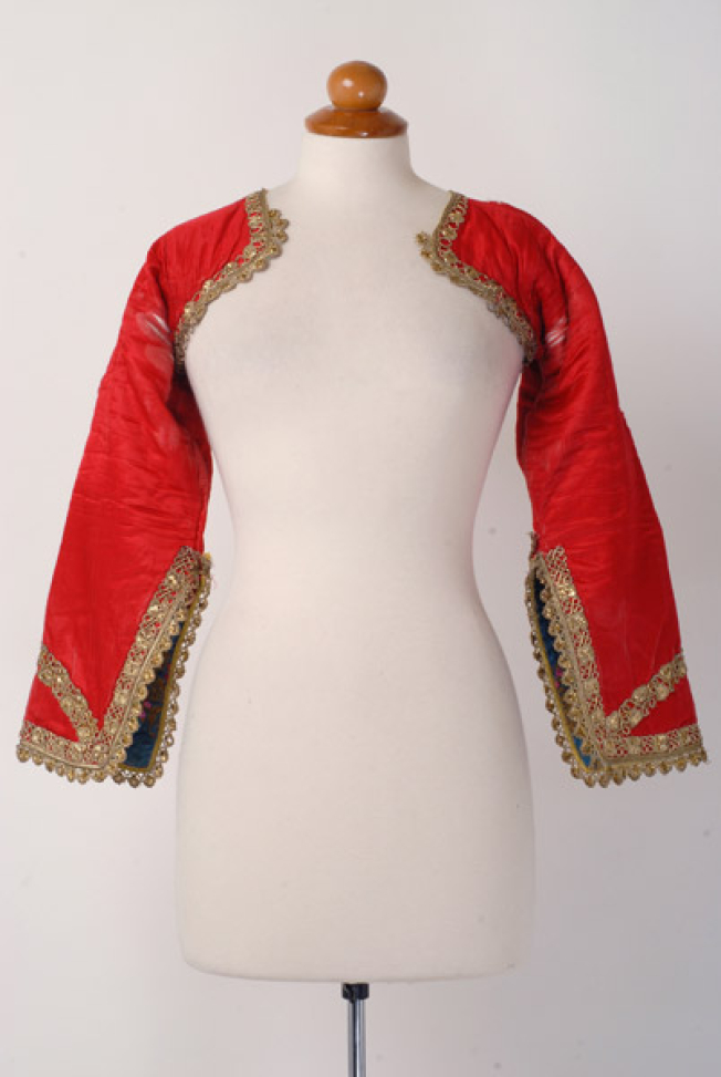 Baboukli, front