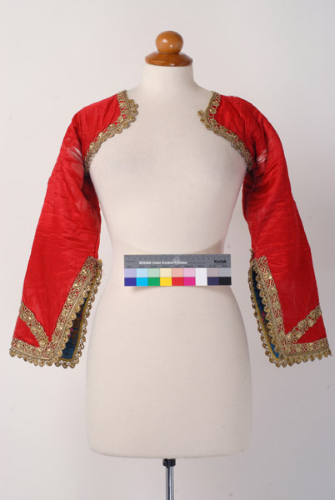 Baboukli, front
