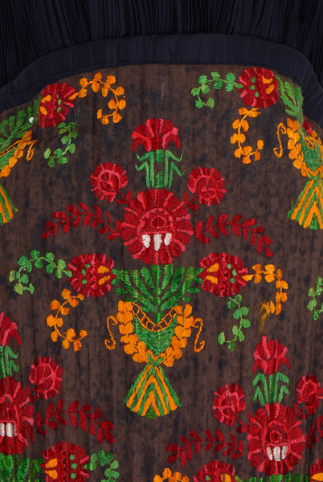 Ποδόγυρος, η γλάστρα με τα λουλούδια