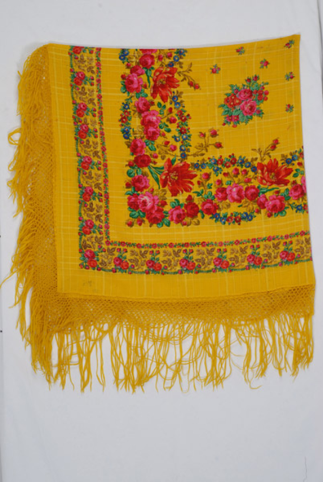 Woollen kerchief of unmarried woman from Bursa