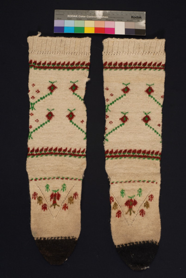 Tsirapia, women's woollen socks