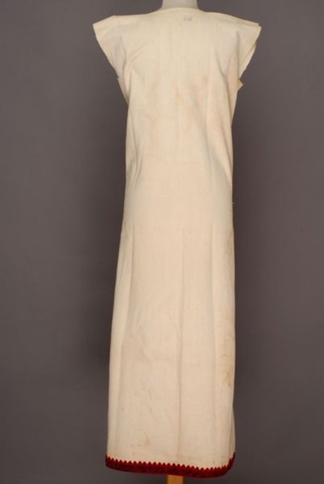 Everyday chemise from Attica, back