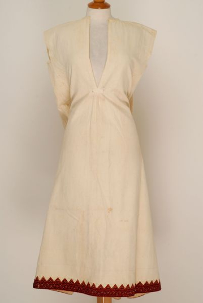 Everyday chemise from Menidi, front