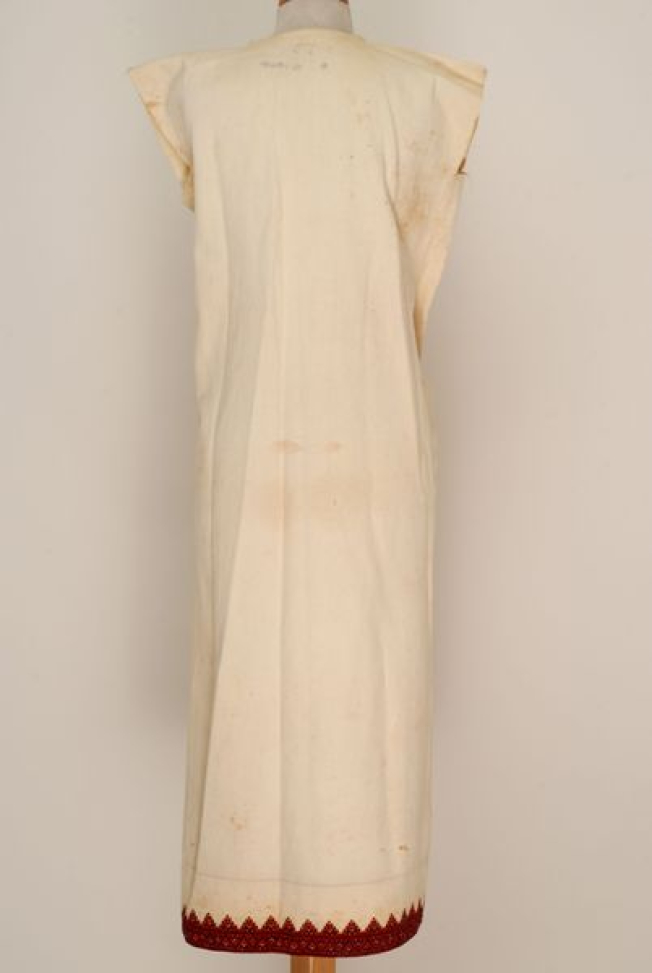 Everyday chemise from Menidi, back